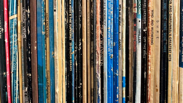 Exploring the Timeless Appeal of SZA Vinyl